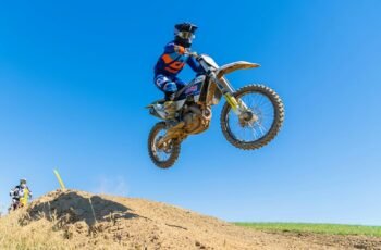 3 Best Portable Power Stations for TVs in 2025 — Quiet, Reliable, and Ready for Game Day