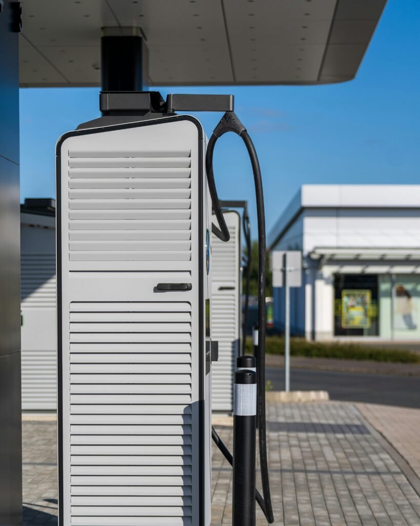 Why Portable Power Stations Are Quiet: Expert Reasons